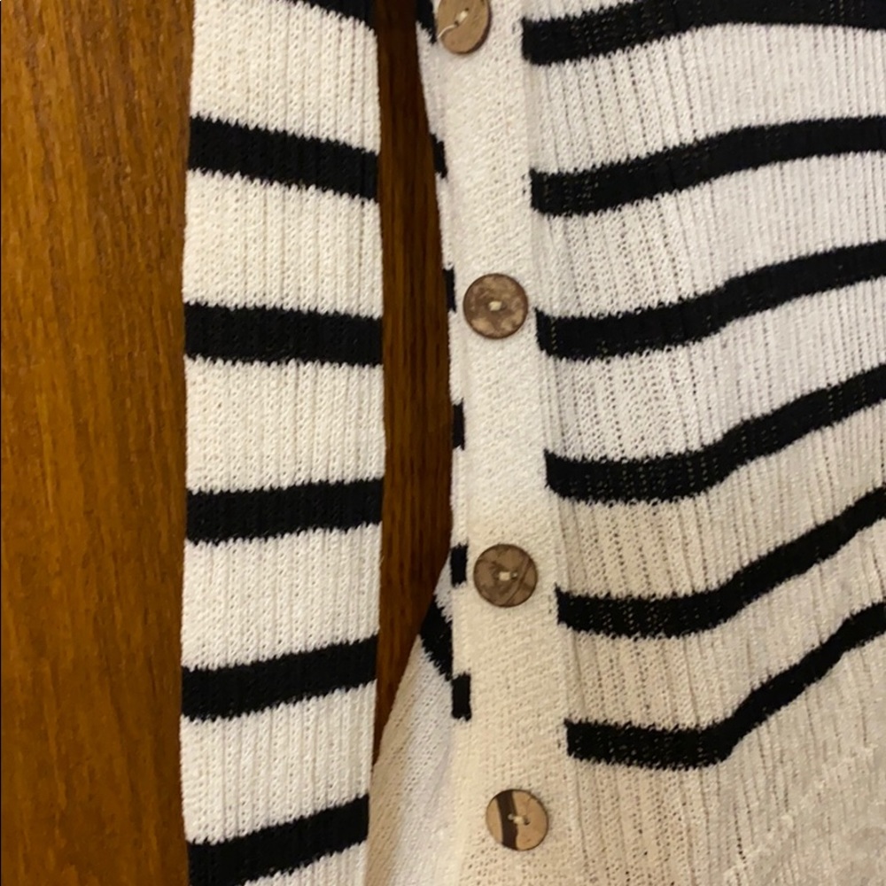 Doe & Rae light sweater - Picture 2 of 7